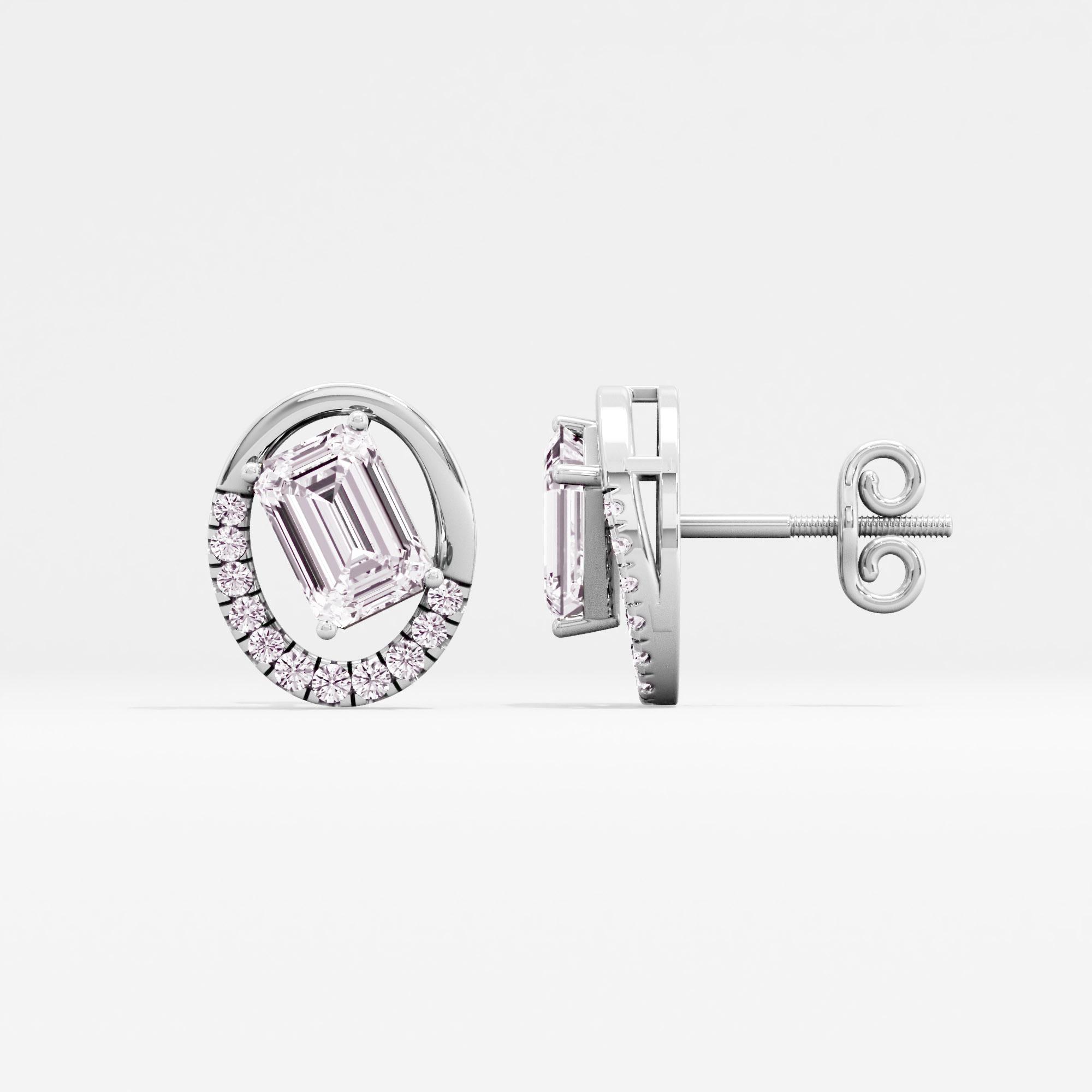 Ovaleria Solitaire Stud Earrings